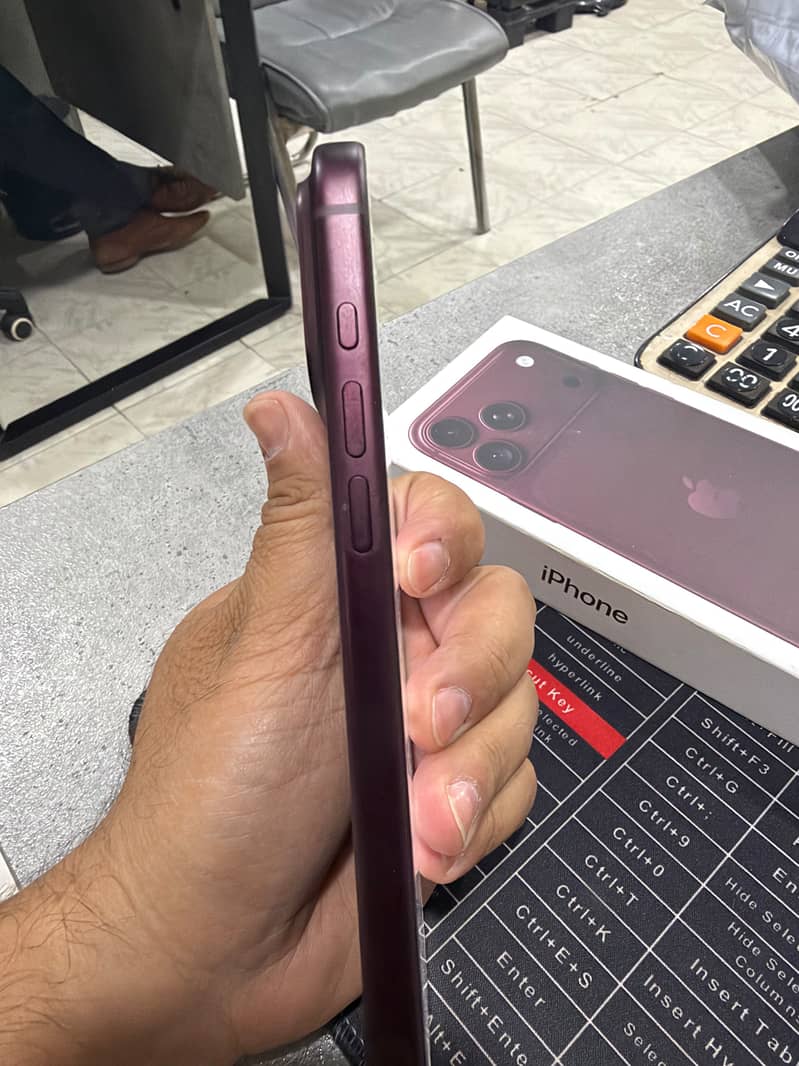 Apple iPhone 18 Pro Max 4