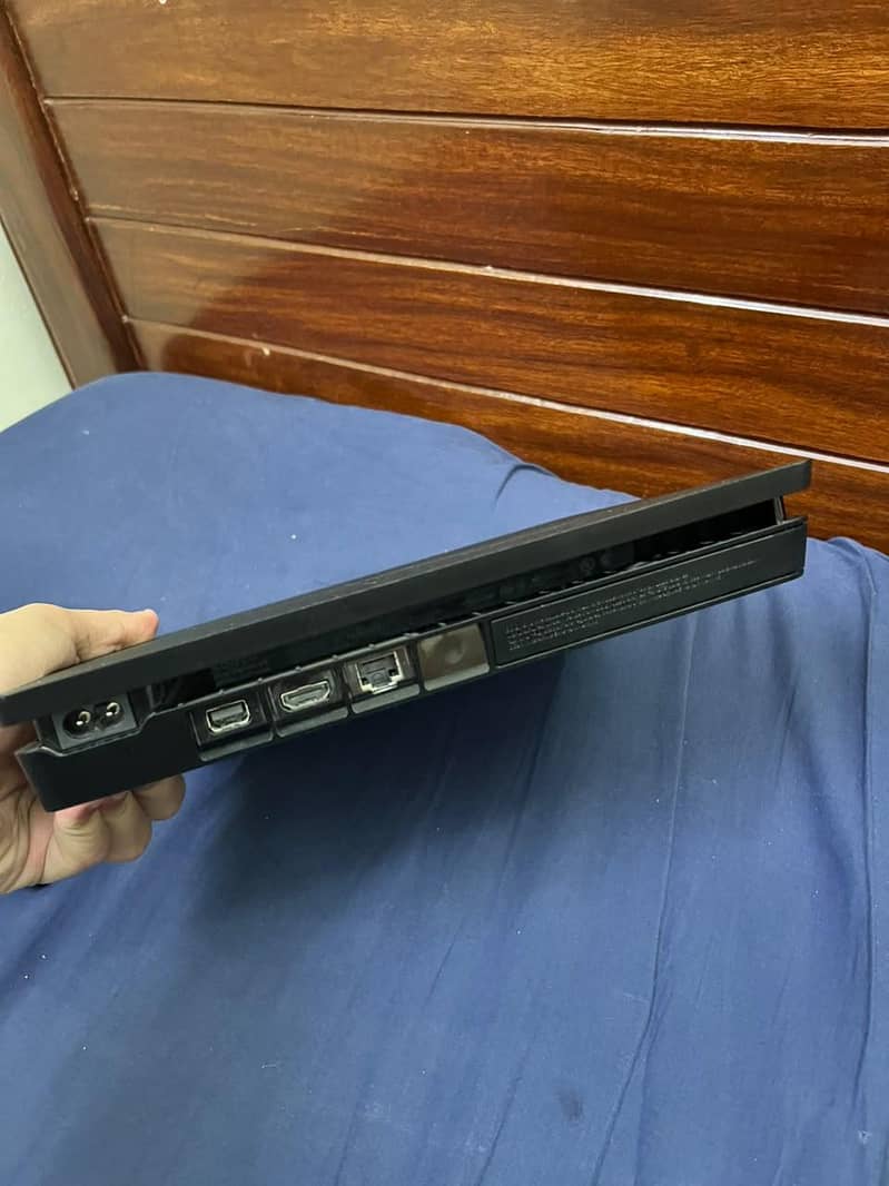 PS4 slim 1tb 2