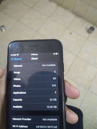 Apple iPhone 7 5