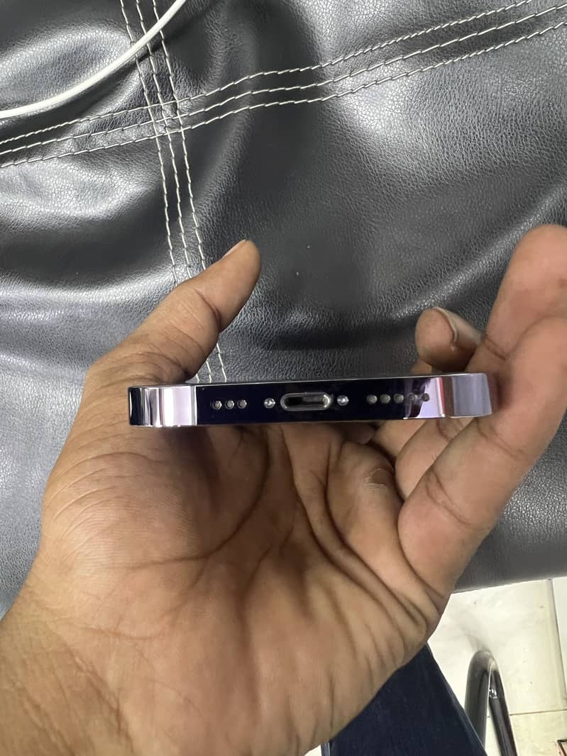 Apple iPhone 14 Pro 1