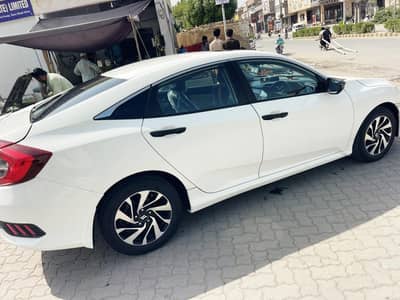 Honda Civic Oriel 2016