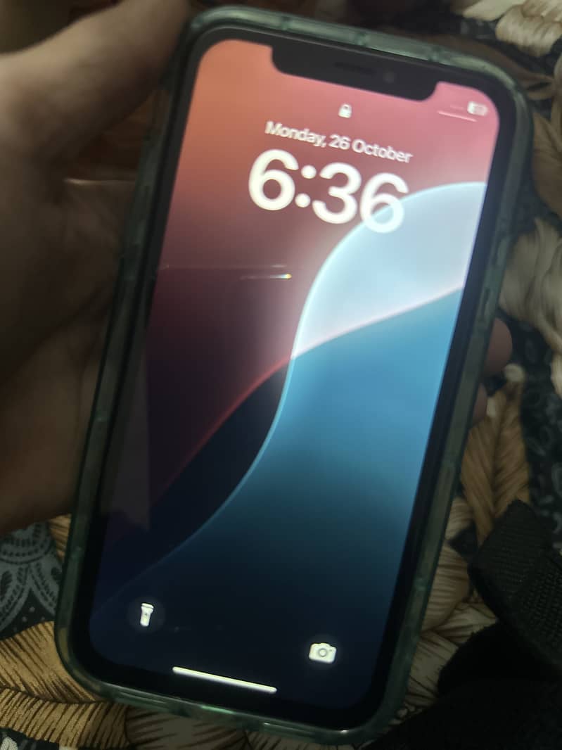 Apple iPhone XR 1