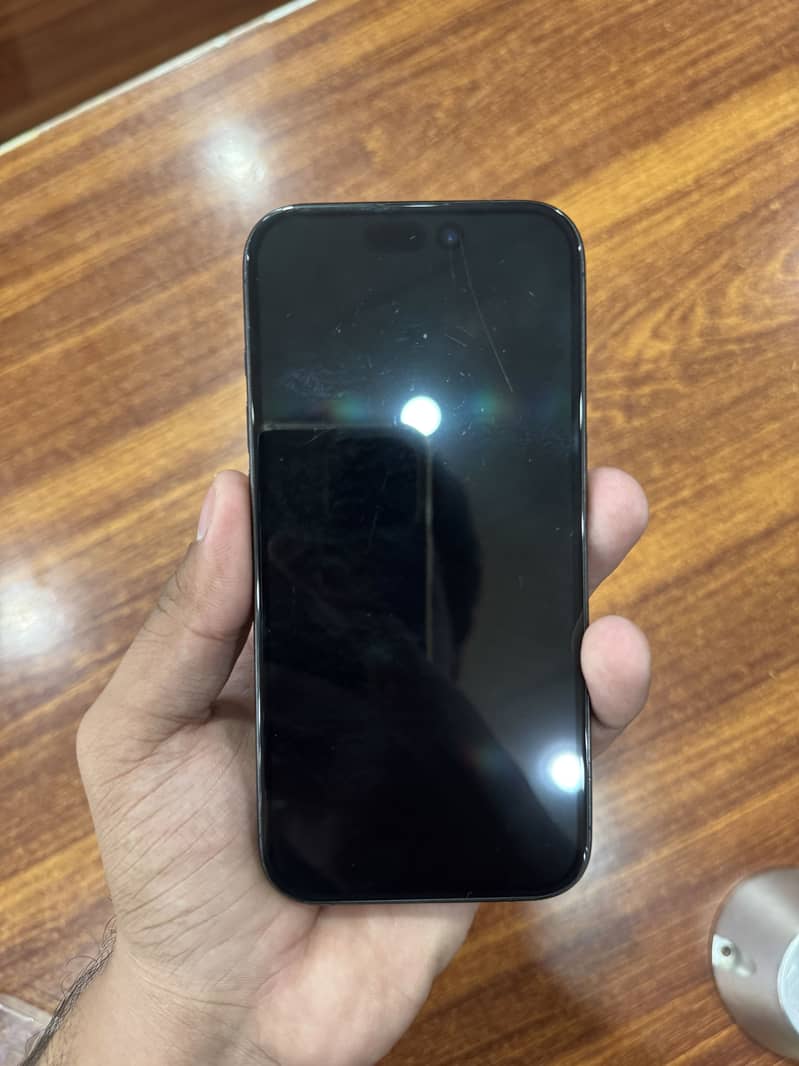 Apple iPhone 15 Pro 6