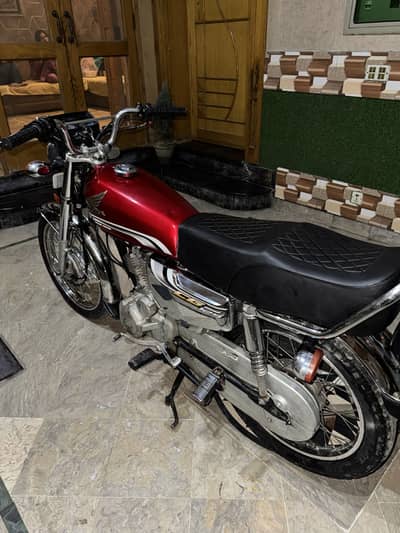 Honda 125s special edition