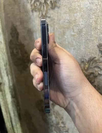 Apple iPhone 13 Pro