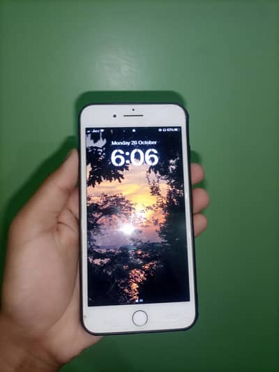 Apple iPhone 8 Plus