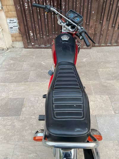 Honda cg 125 geniune 2014 model