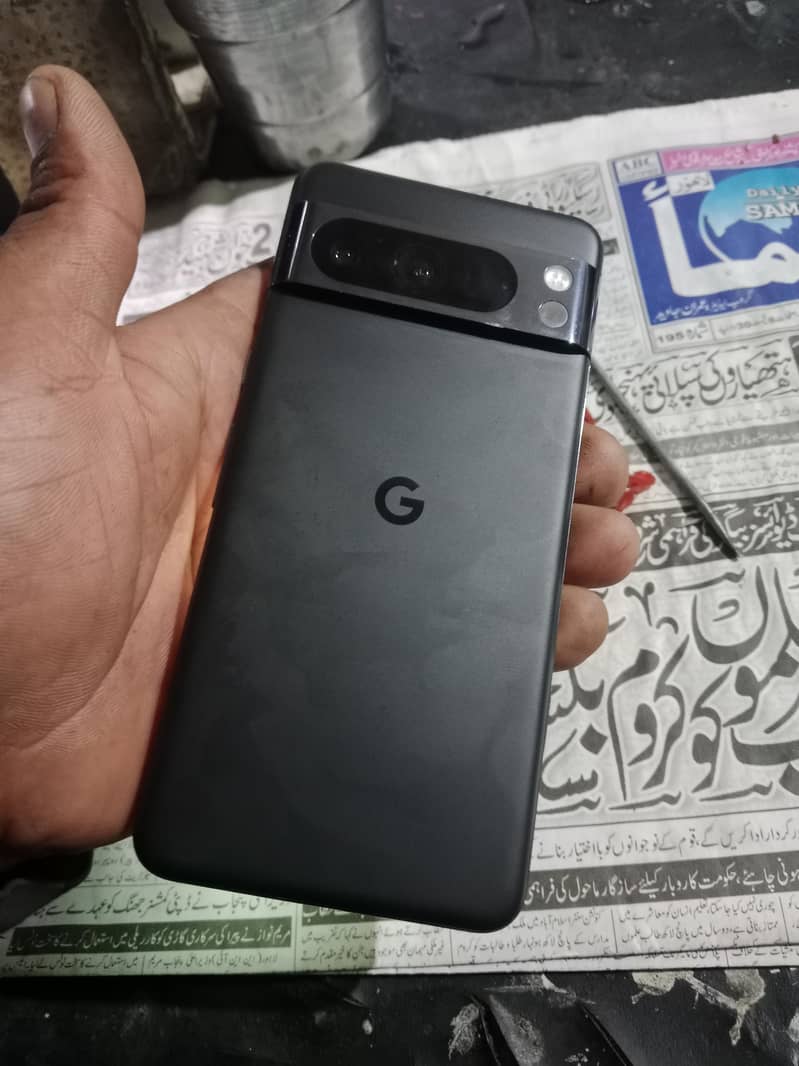 Google Pixel 8 Pro 3
