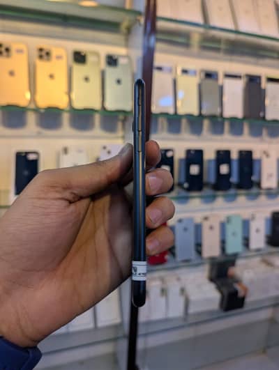 Apple iPhone SE
