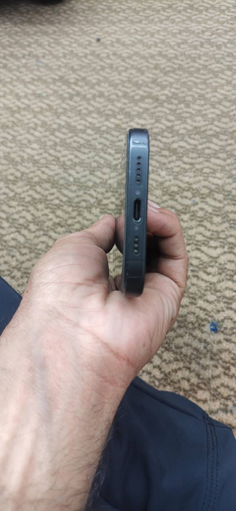 Apple iPhone 15 Pro 3