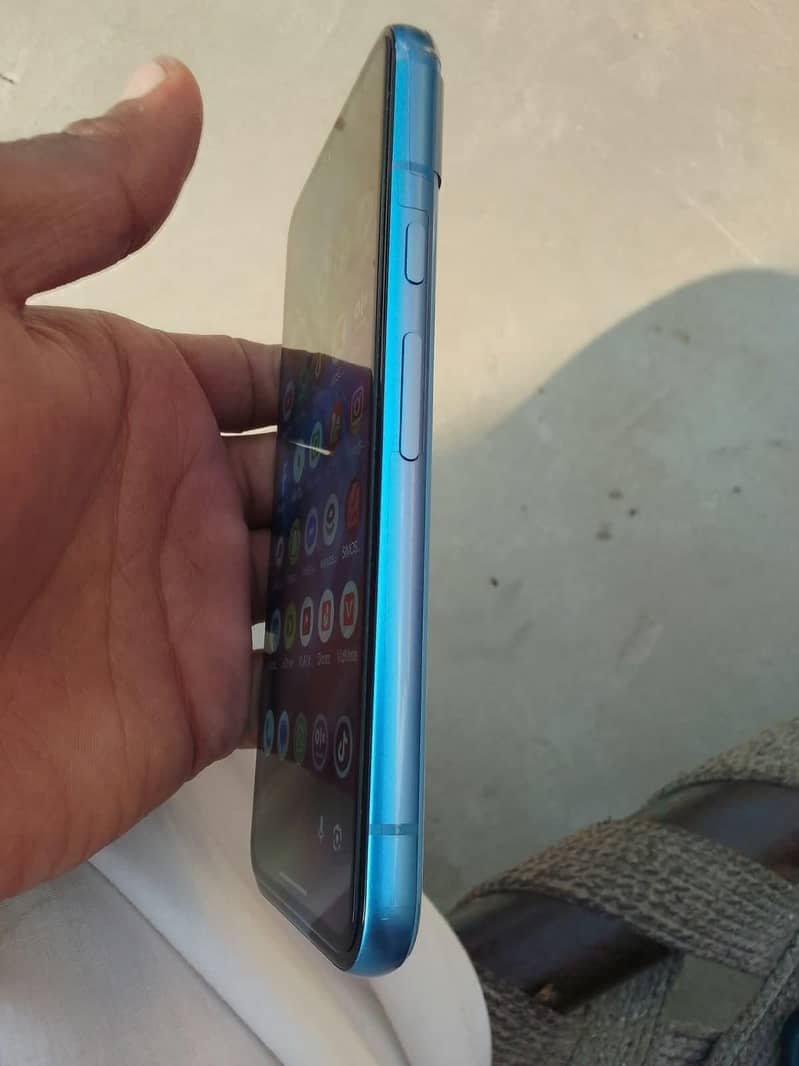 Google Pixel 8a 3