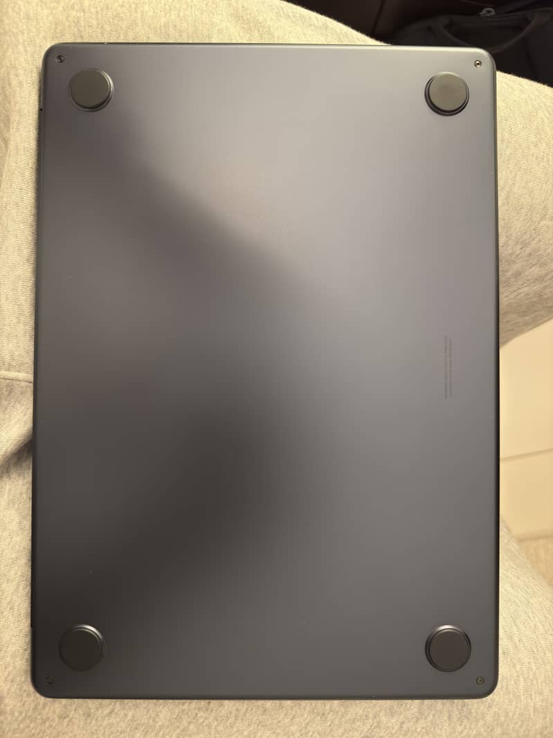 MacBook Air M2 8/256gb - Laptops - 1120904362