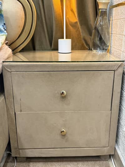 2 side tables beigh color