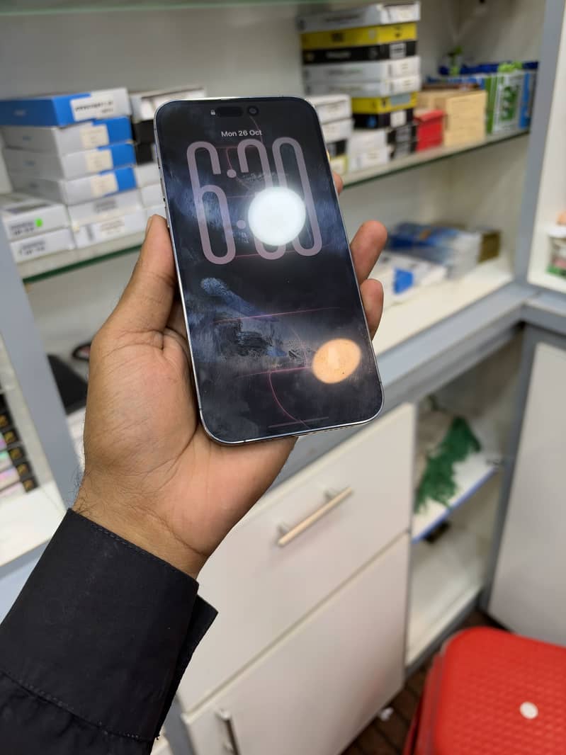 iPhone 14 Pro Max 2