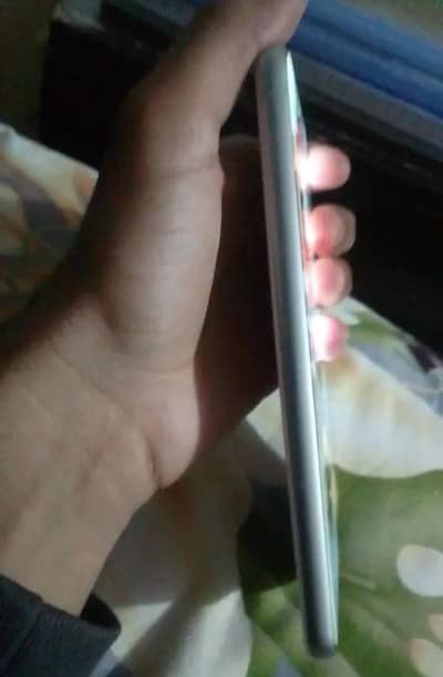Samsung Mobile S21 FE