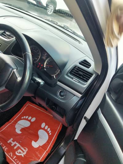 Suzuki Swift 2012