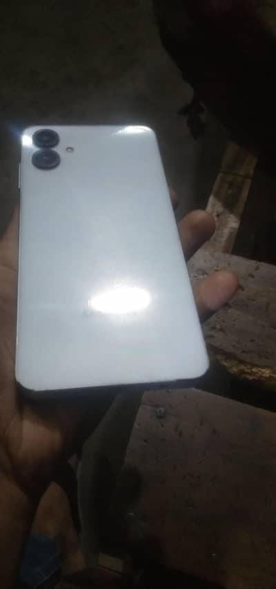 Samsung Mobile A06