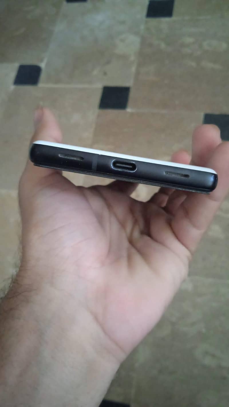 Google Pixel 6a - Mobile Phones - 1120904452