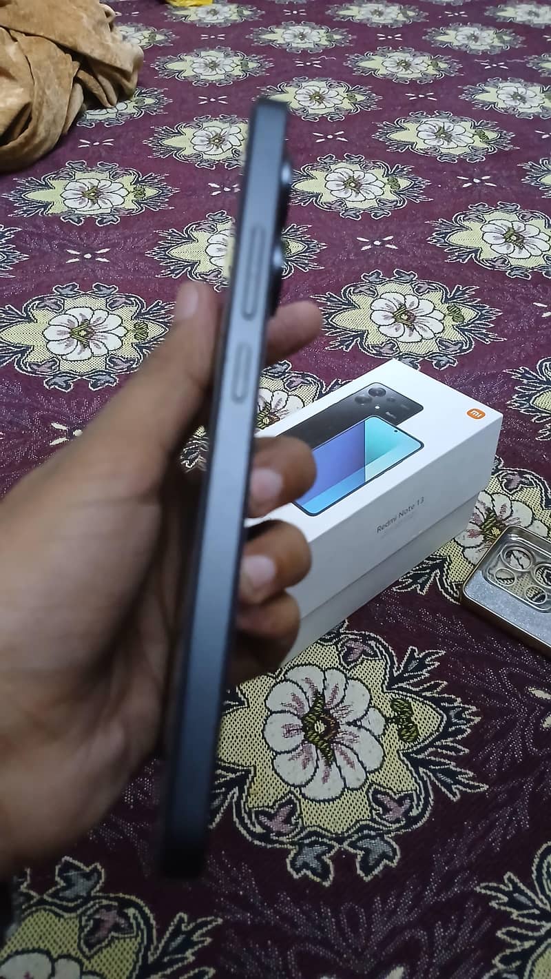 Xiaomi Redmi Note 13 6