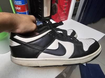 nike panda dunks jordan