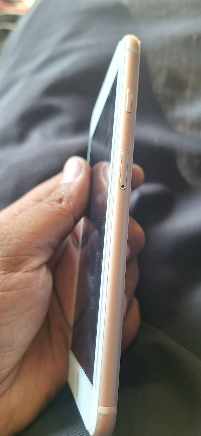 Apple iPhone 8 Plus 1