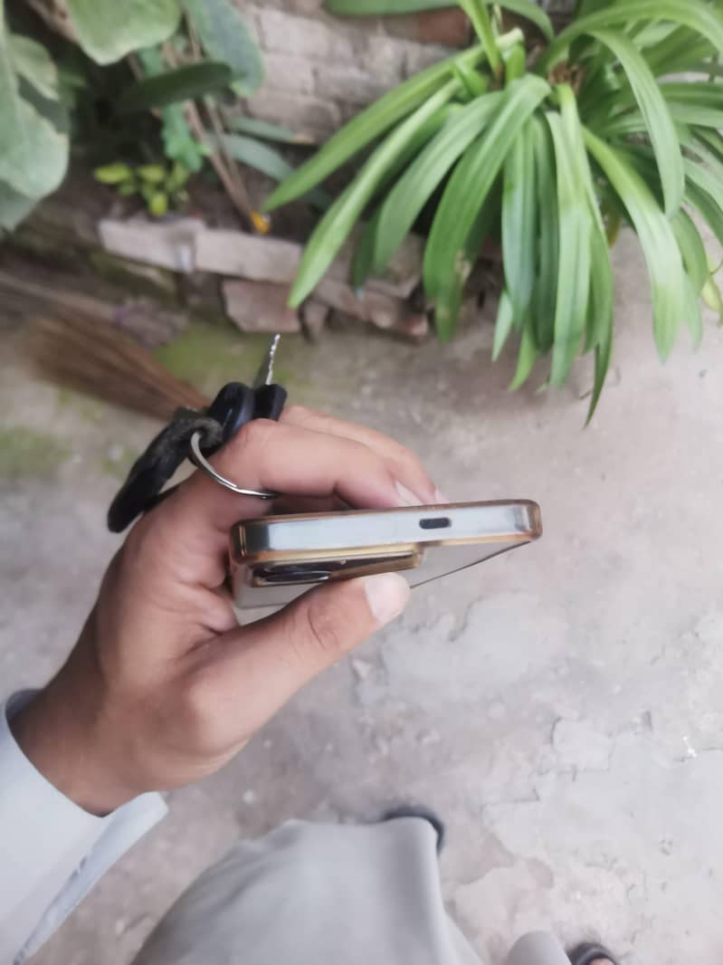 Tecno CAMON 20 3