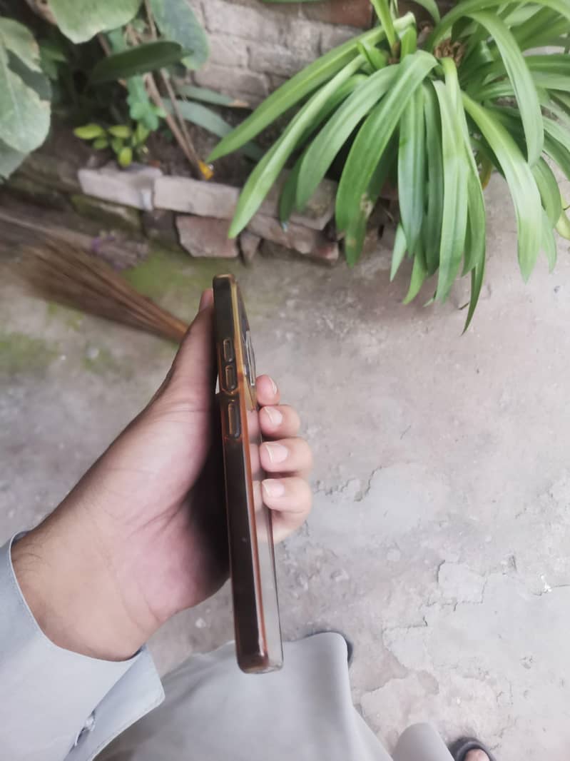 Tecno CAMON 20 4