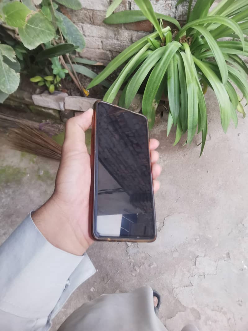 Tecno CAMON 20 7