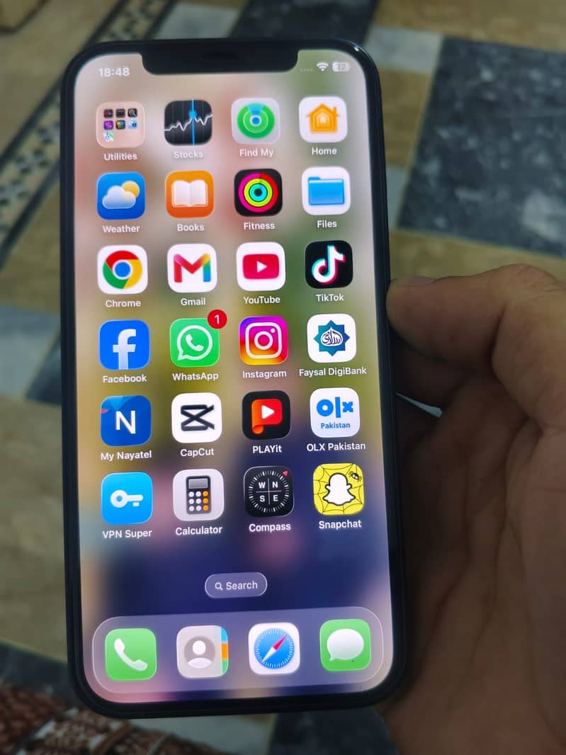 Apple iPhone 12 jv 1