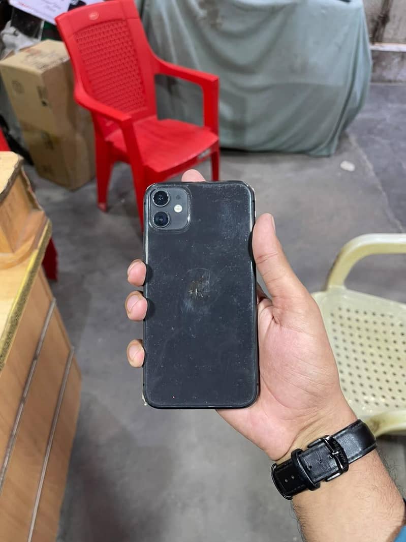 Apple iPhone 11 0