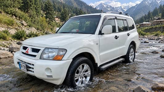 Mitsubishi Pajero 2005 2.8 GLS diesel Registered 2021 UN Auction