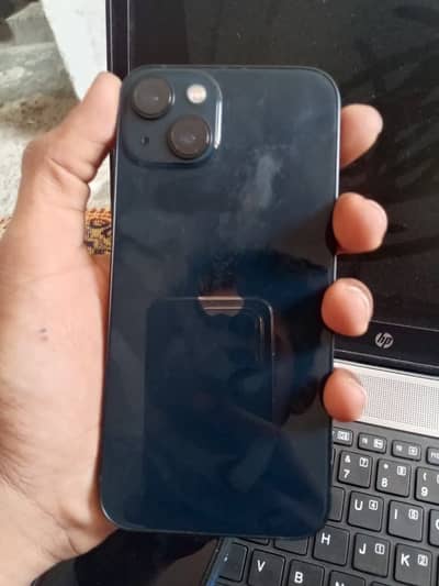 Apple iPhone 13