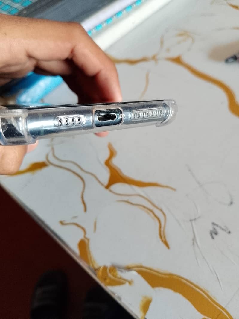Apple iPhone 11 Pro Max 1