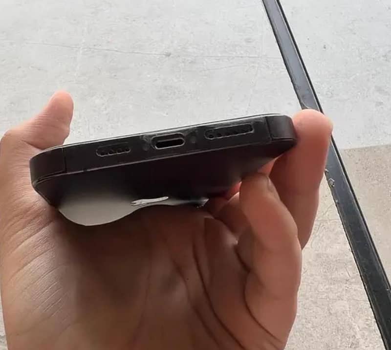 Apple iPhone 14 Pro Max 2