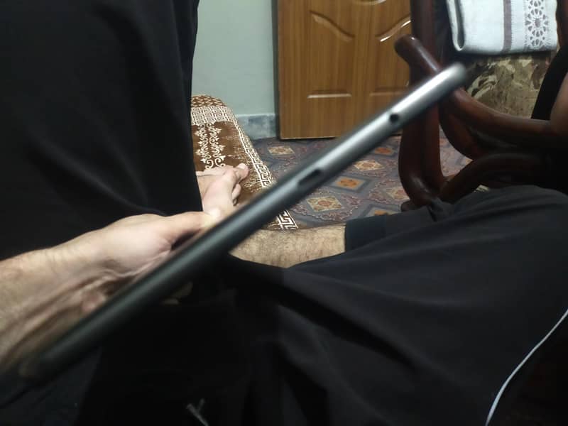 Qua Tab 3