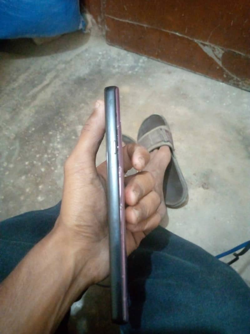 Samsung Mobile Note 9 3
