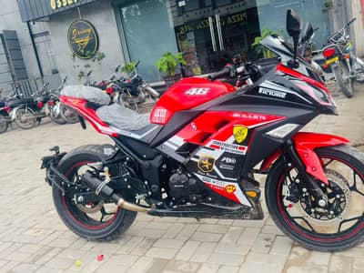 Kawasaki ninja 250cc 2026 model 1500 km only Punjab register chwinda