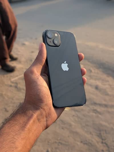 iPhone 13 (Read Description).