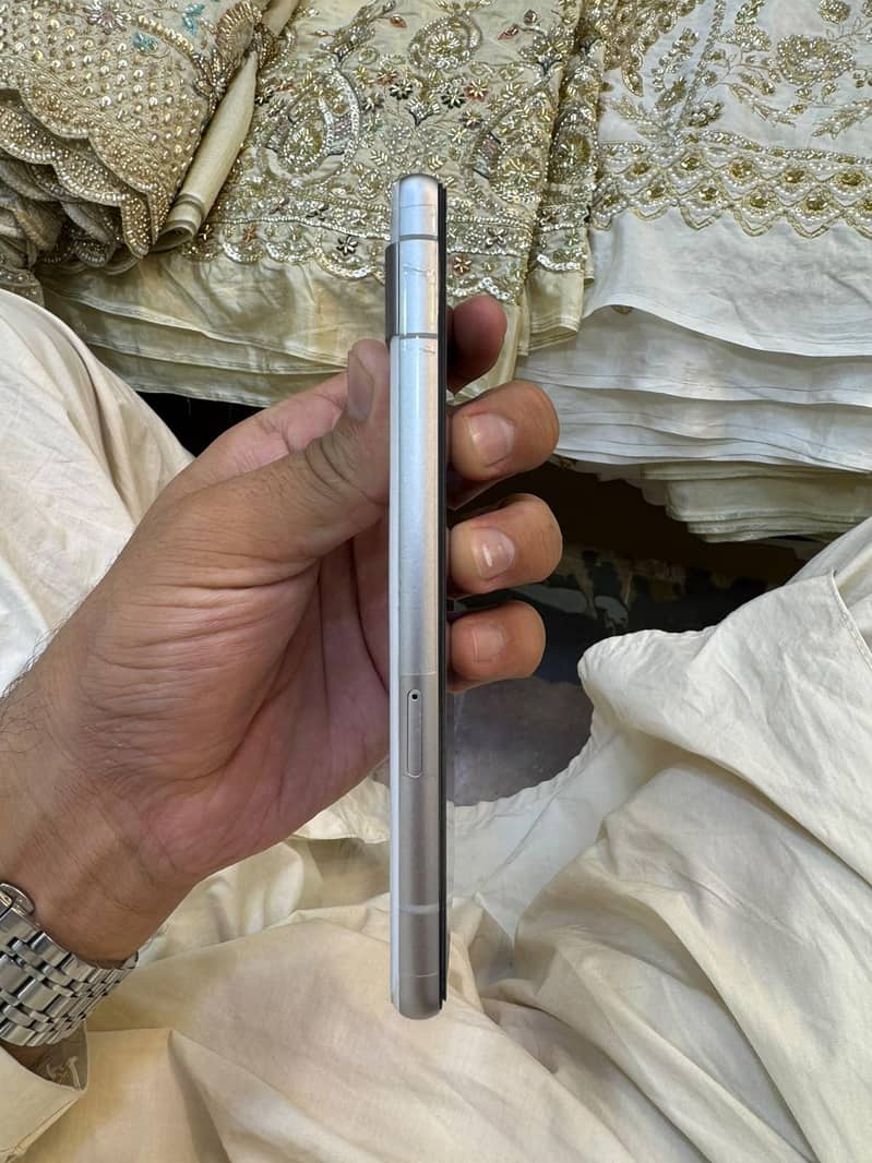 Google Pixel 7 - Mobile Phones - 1120905061