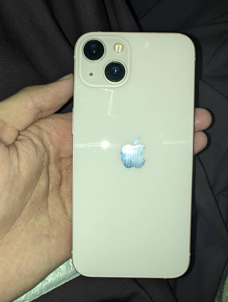 Apple iPhone 13 6