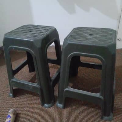 plastic stools
