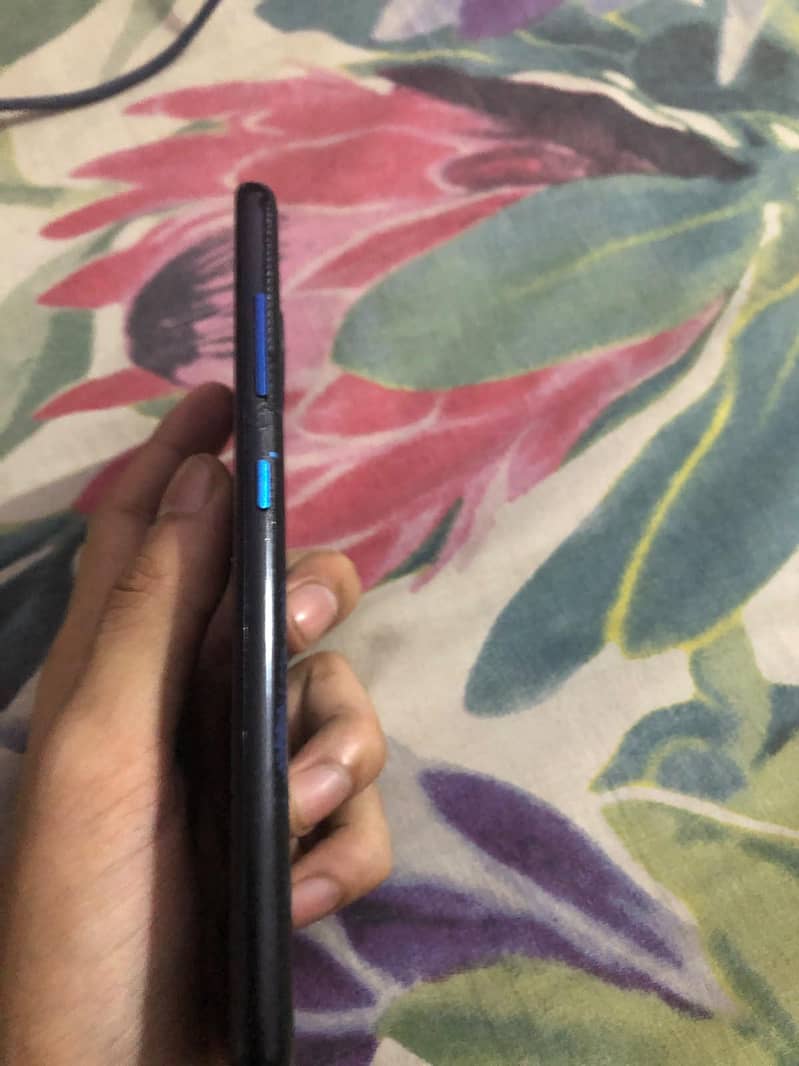 Nokia 1 4