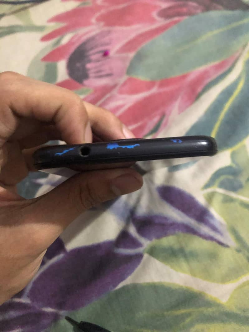 Nokia 1 7