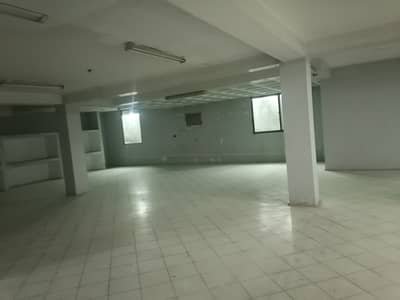 36000 Sqft commercial Building