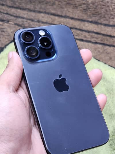 Apple iPhone 15 Pro