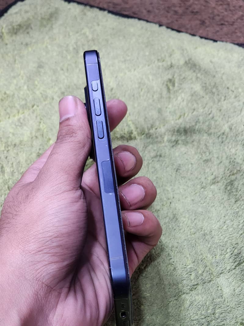 Apple iPhone 15 Pro 5