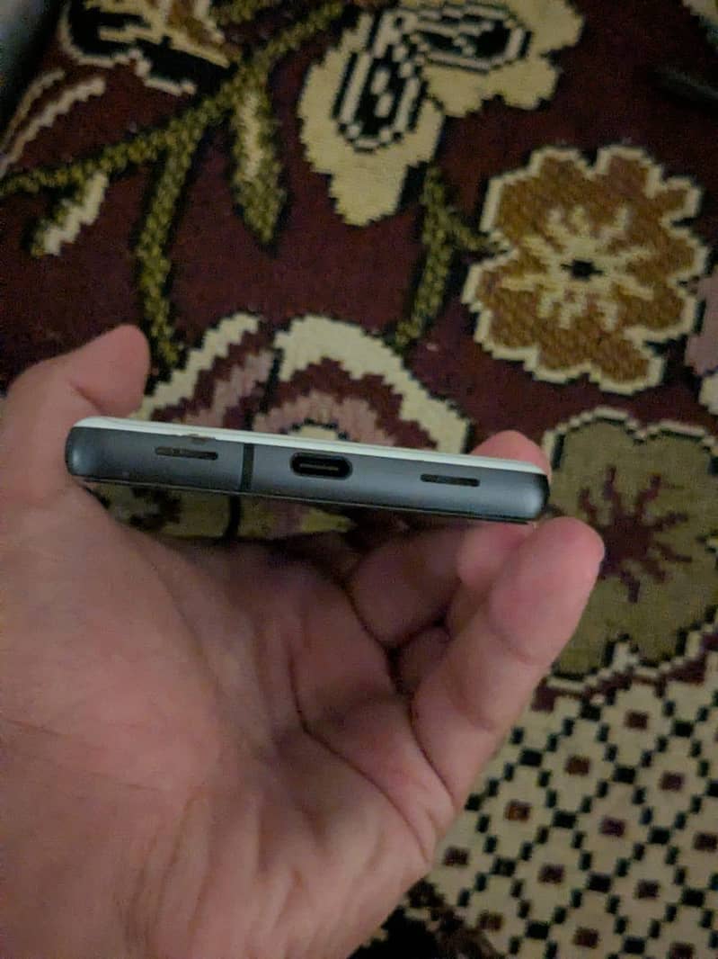Google Pixel 7a 3