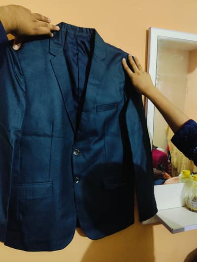 Neavy pent coat 3piece good condition 03214628620
