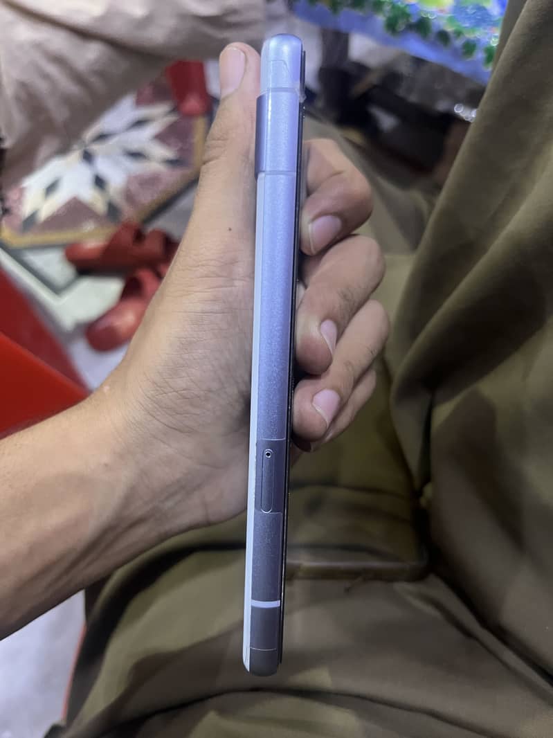 Google Pixel 7a 5
