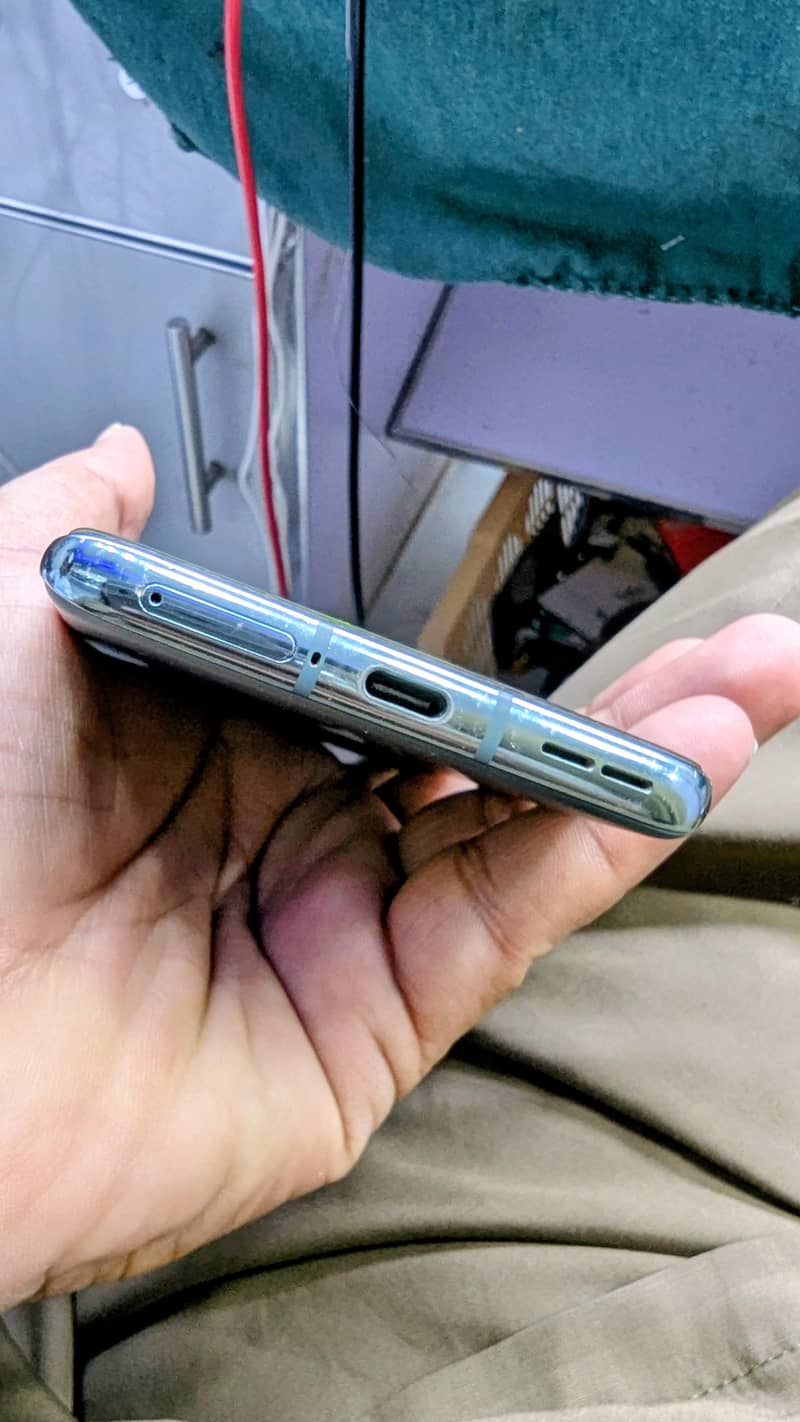 One Plus 10 Pro 1